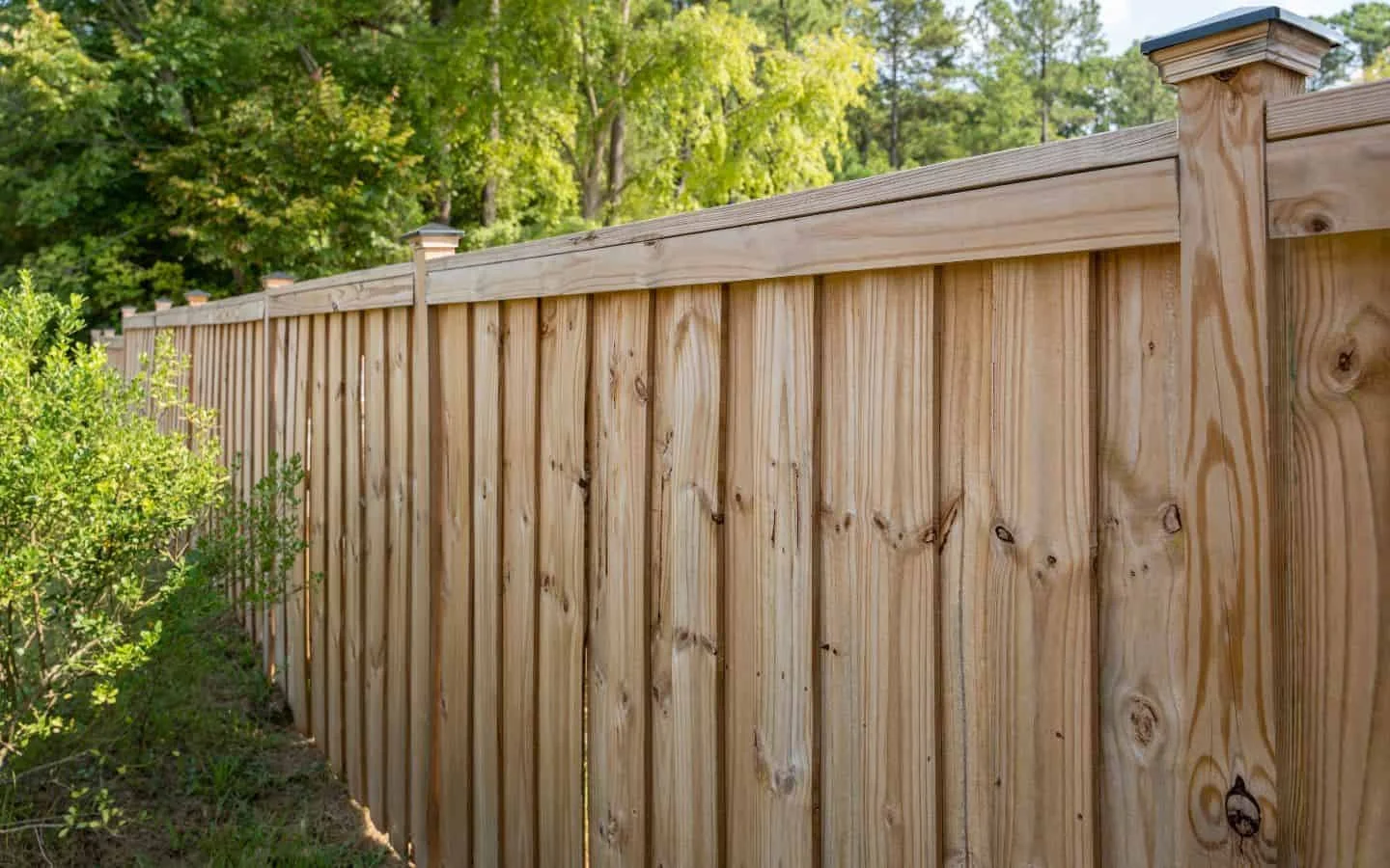 wooden fence builder in windham county ct