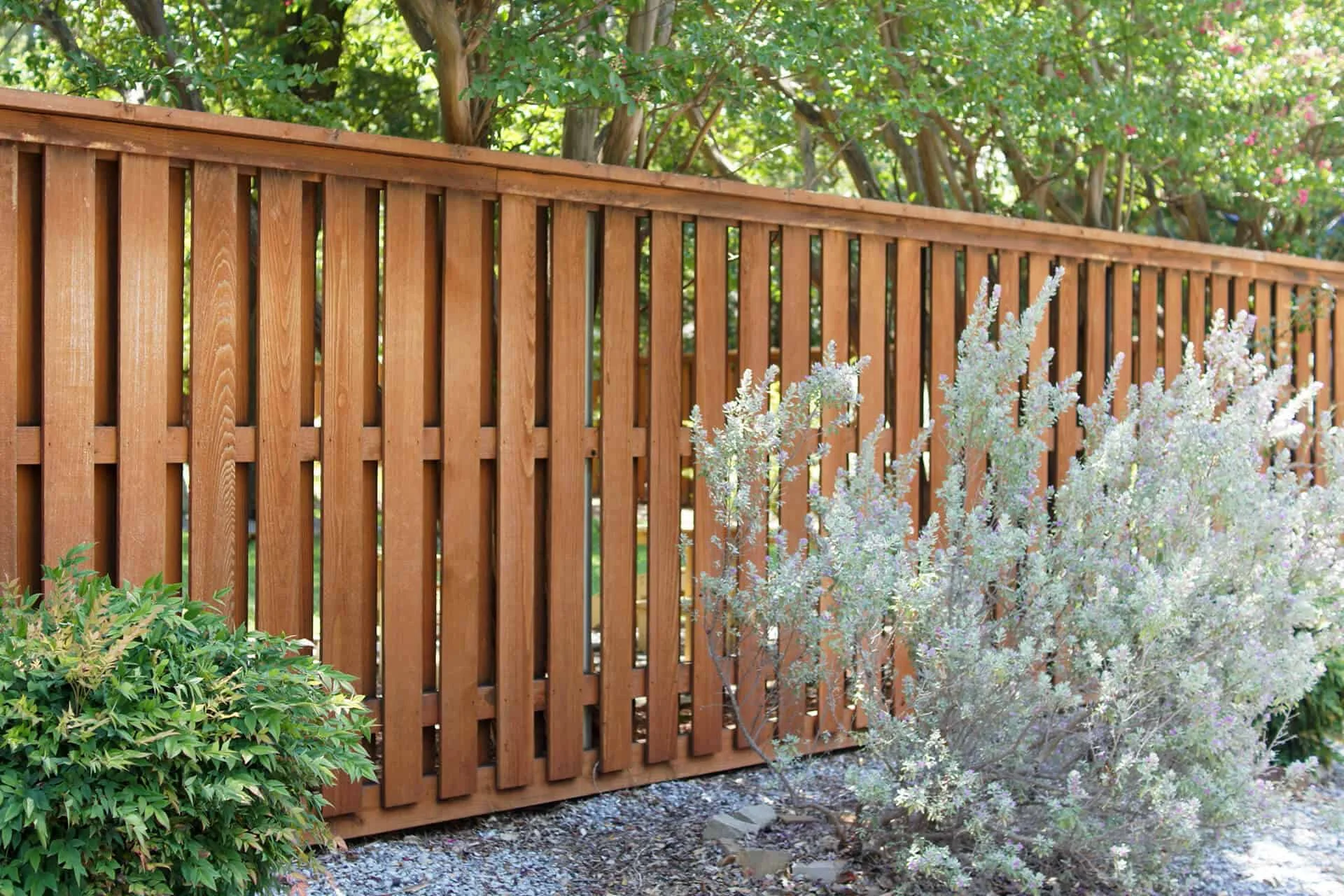 wooden fence contractors jacksonville fl