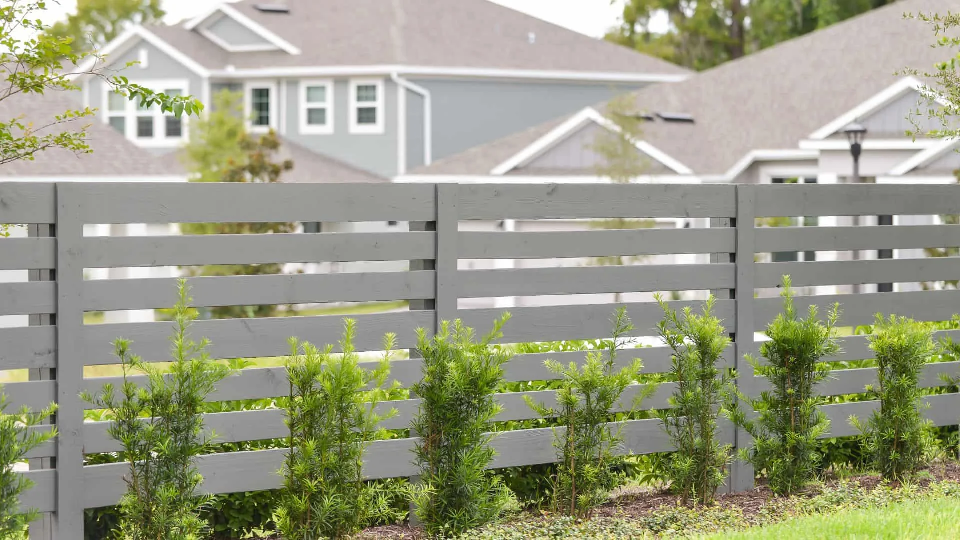 Wooden fence companies near me now