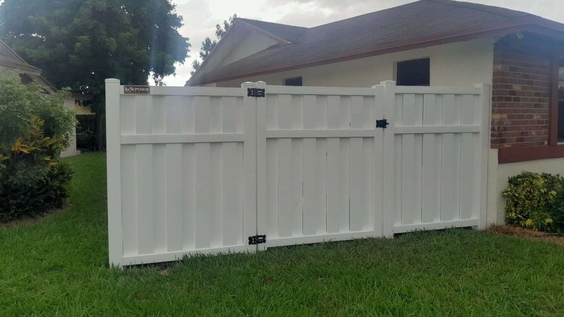 Gates and fences near me Fort Lauderdale