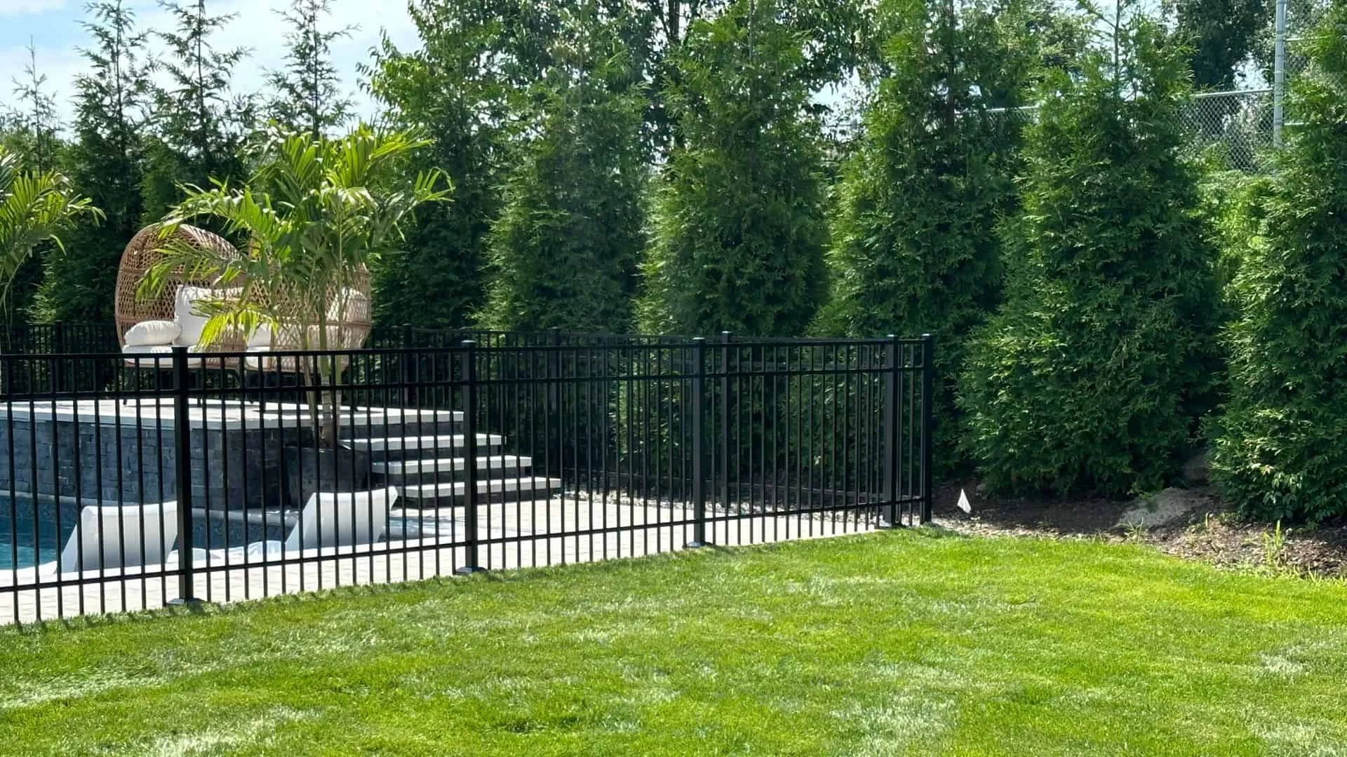 top aluminum fence companies near me