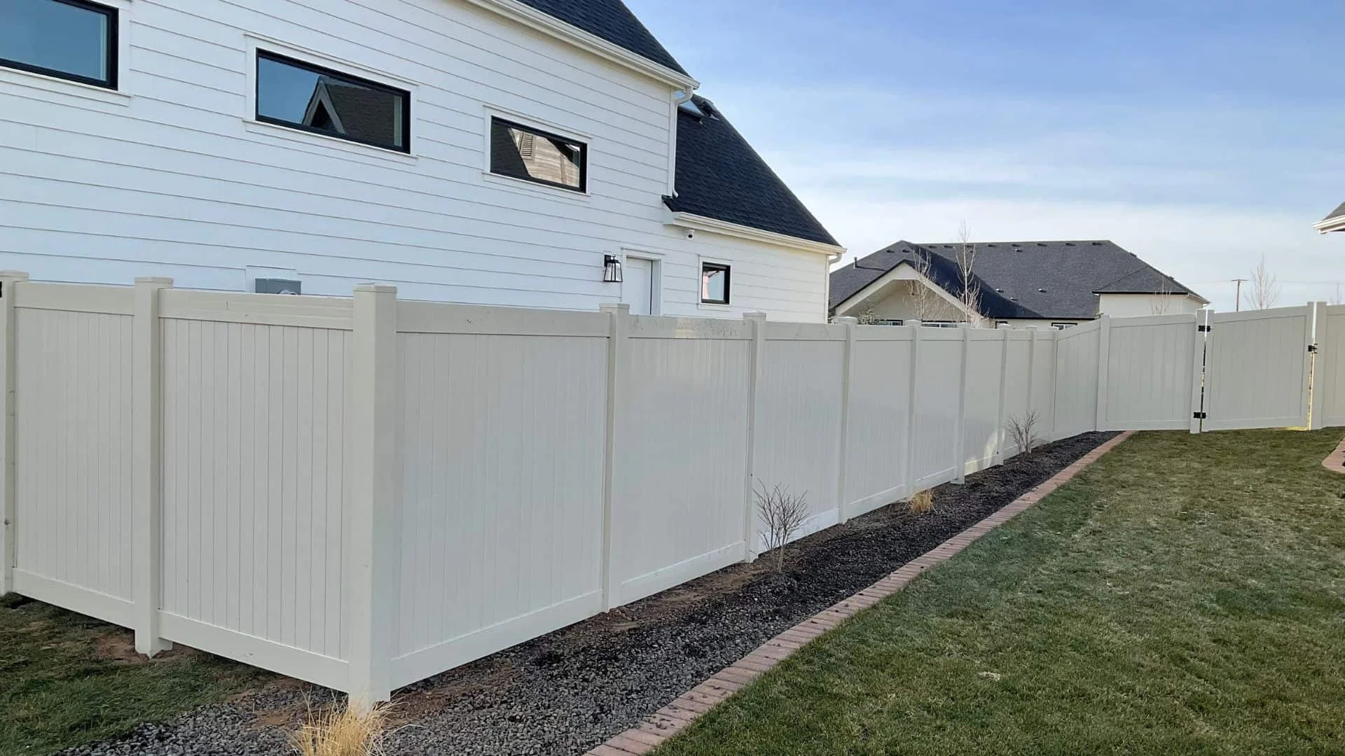 How to Get Your PVC Fence Cleaner