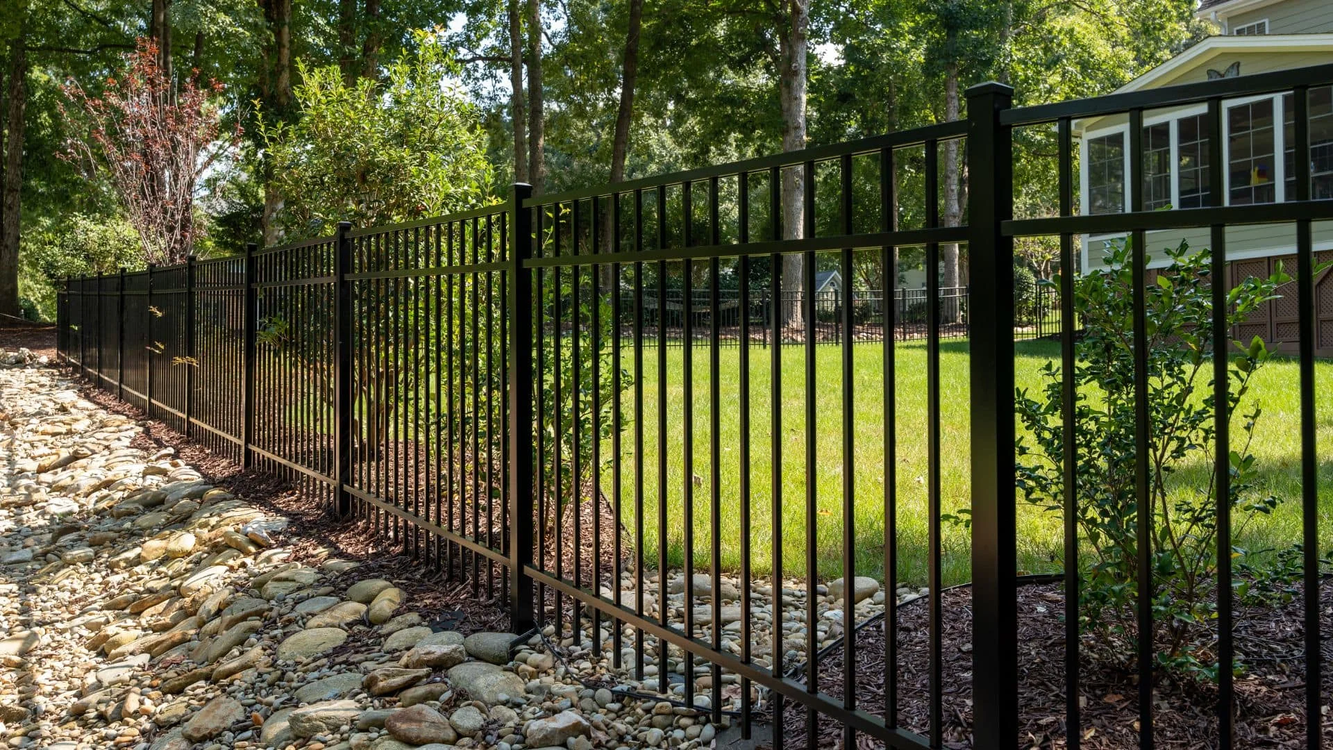 fence installation near me 